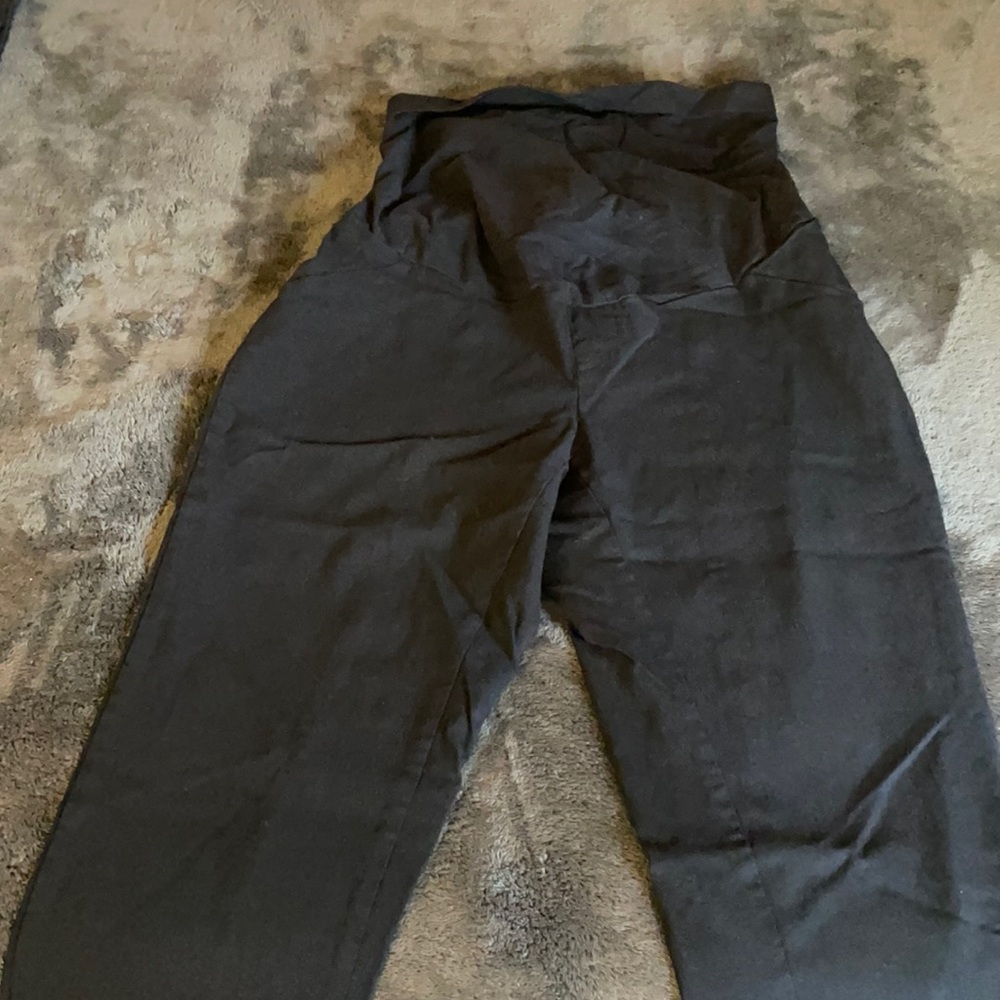 Black maternity dress pants size M